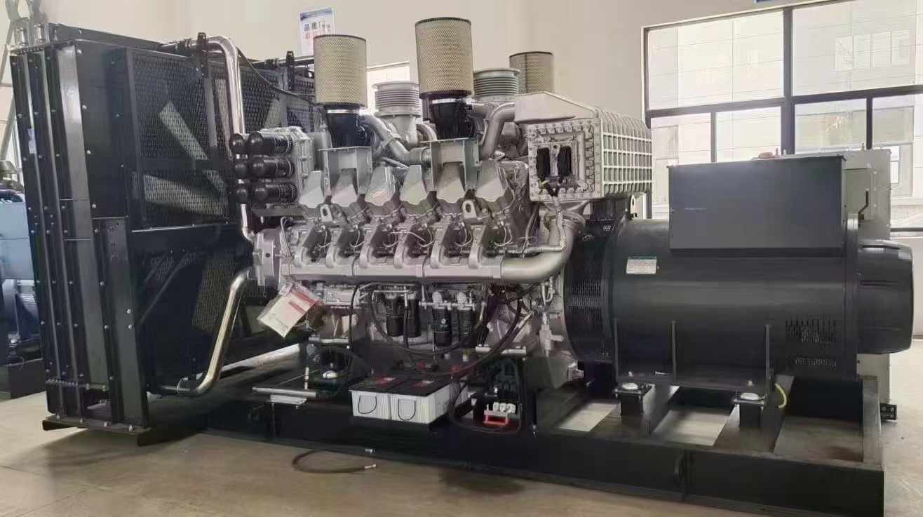 新晃800KW柴油发电机组可以带动多少kw的设备？